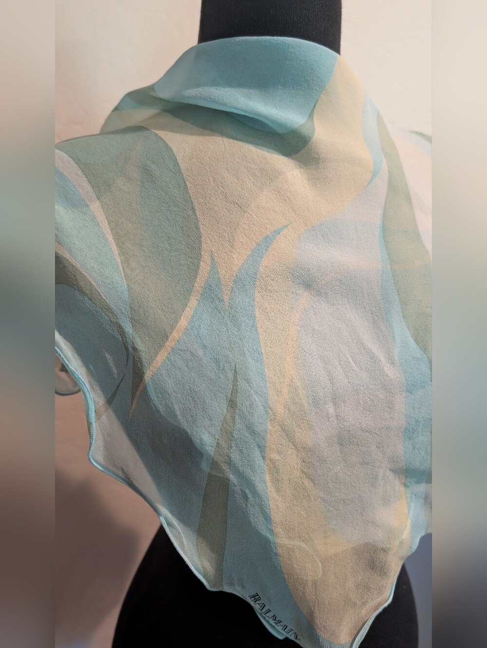 Vintage Balmain Paris 100% Silk Sheer Retro Pale Blue Green Yellow 27 X 27 Scarf - Picture 2 of 5